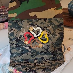 Camouglage tote bag collection